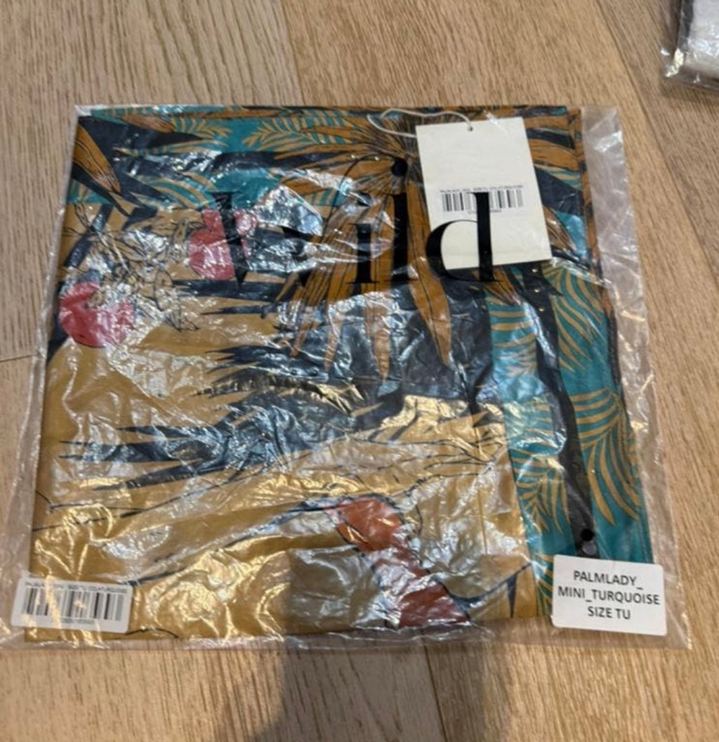 ✨ Neuf 59€ - Wild - carré 54x54 - foulard Palm Lady ✨