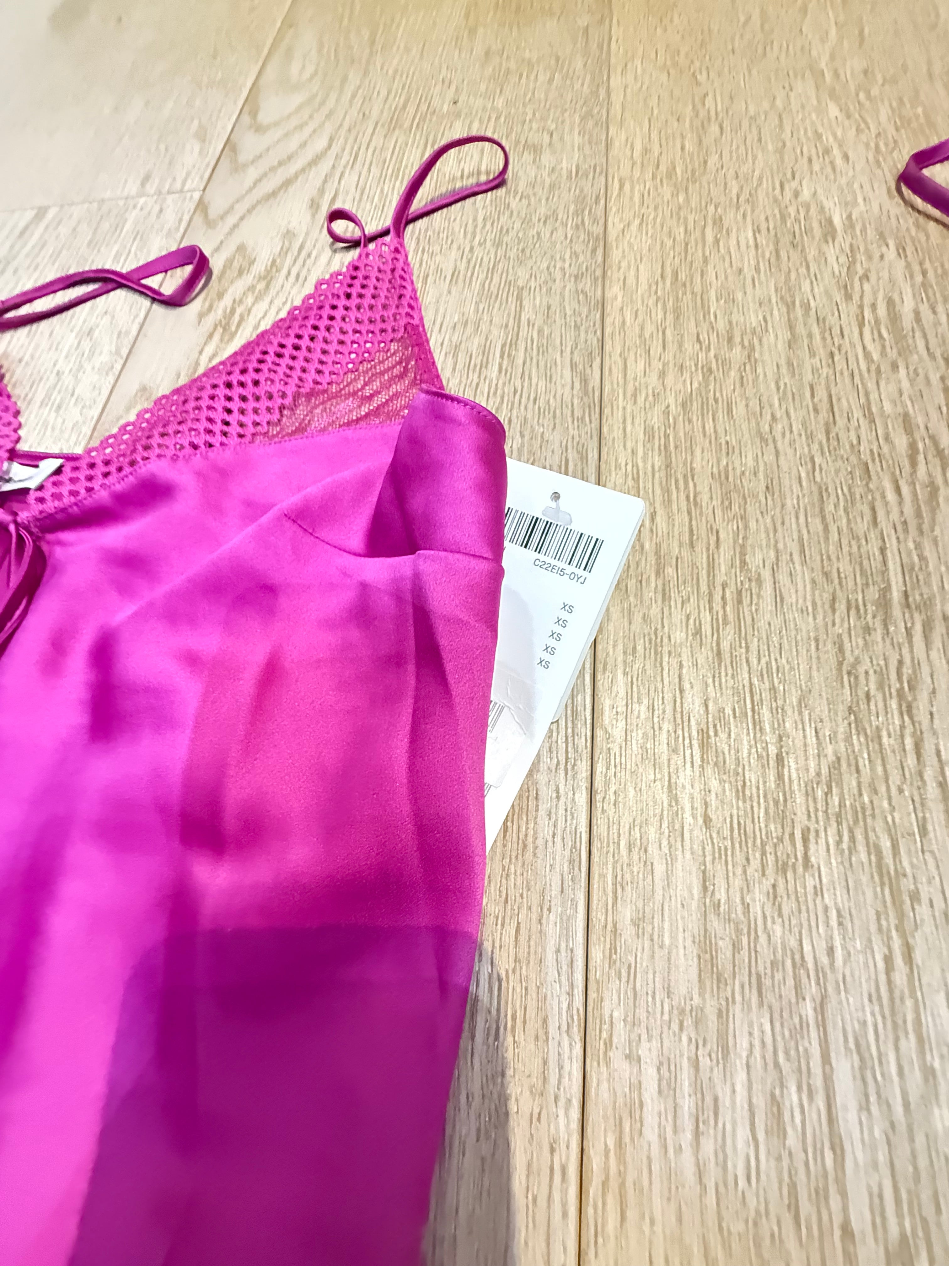 ✨ Neuf 85€ ensemble Chantelle satin fuschia ✨