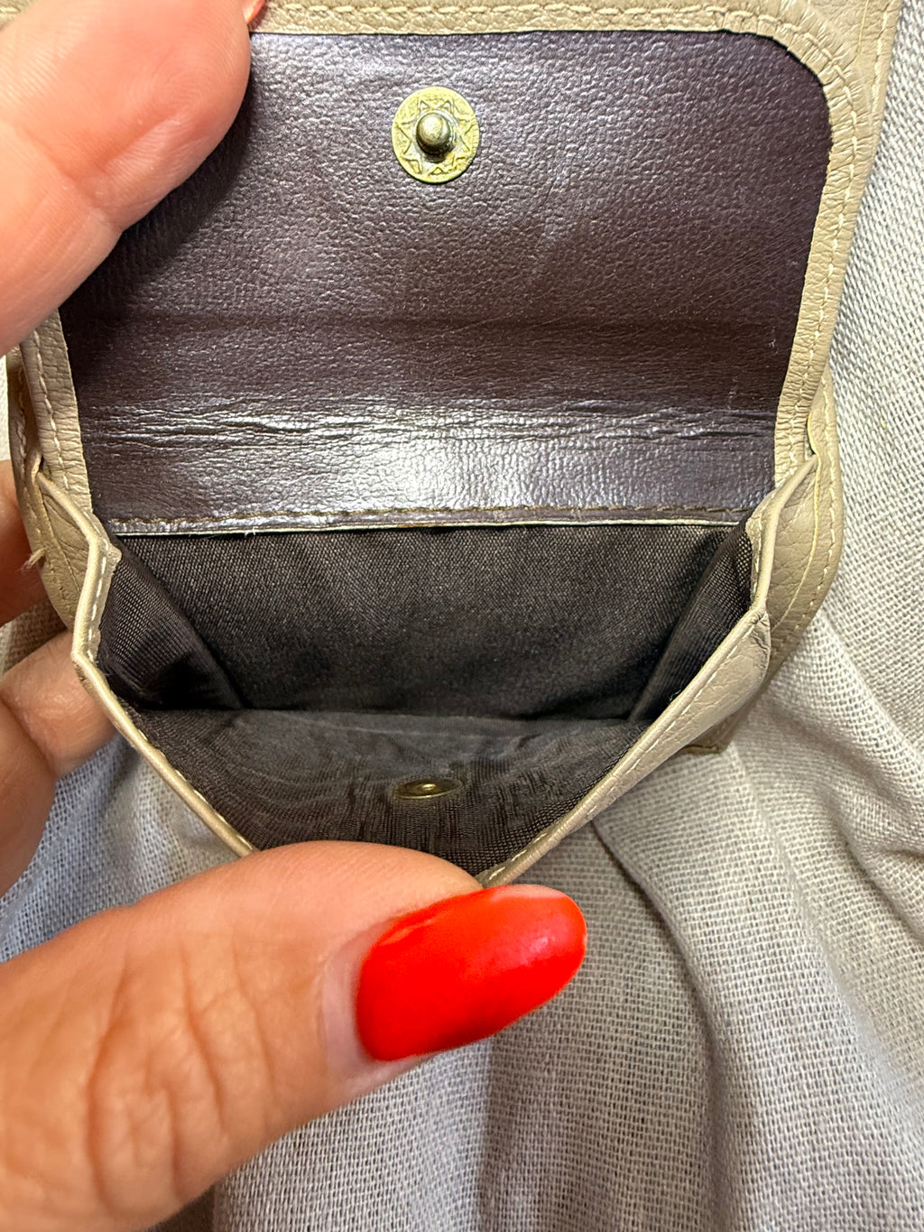 ✨ Christian Dior - Petit Portefeuille Grège en cuir - Mixte ✨