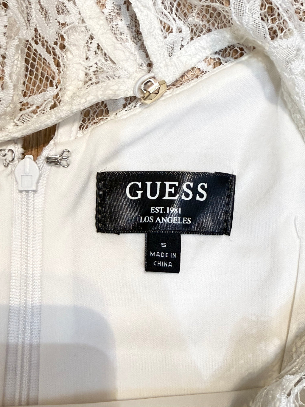 ✨ Guess - Robe fourreau blanche - T36 S ✨