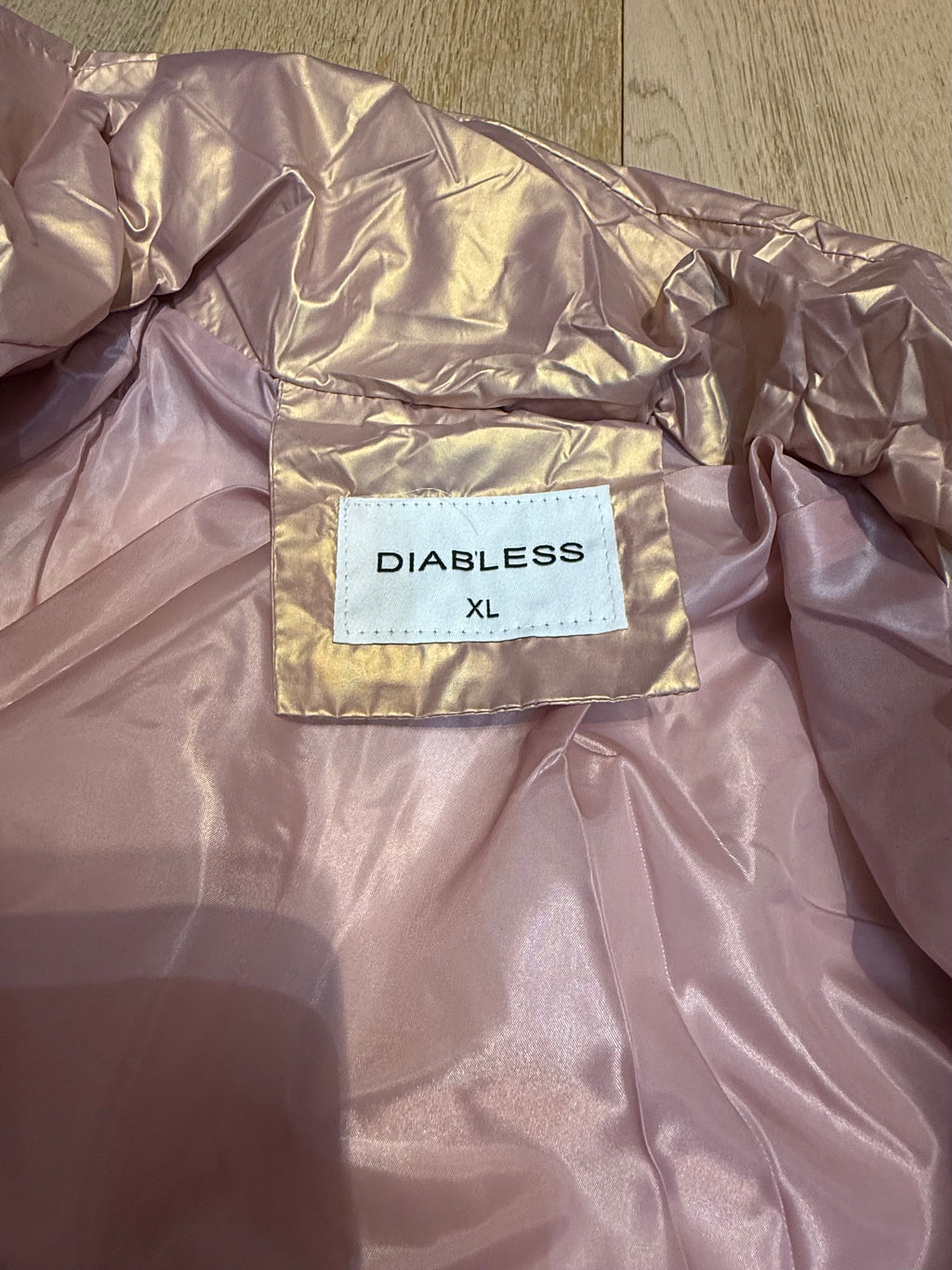 ✨ Neuve 130€ Diab’less - Doudoune Rose Métal - XL ok XXL ✨