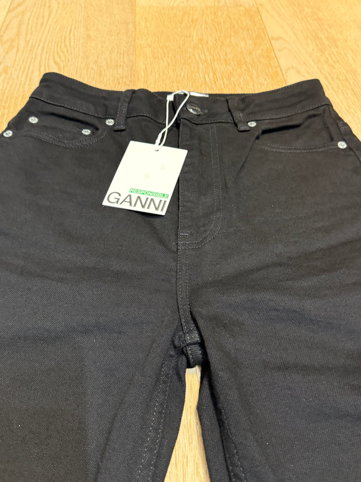 ✨ Neuf 165€ - Ganni - Jean Noir taille haute - W27 L32 ✨