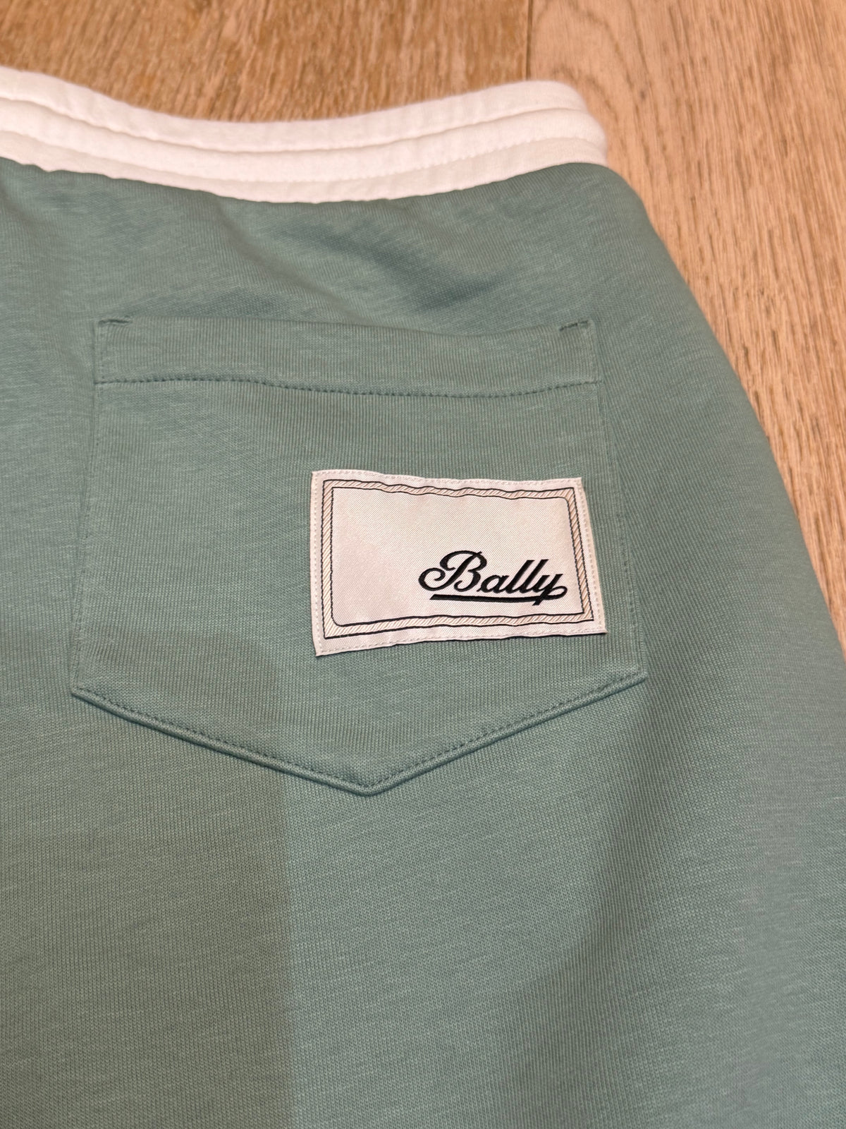 ✨ Neuf 600€ - Bally - Jogging Luxe vert sauge - Taille 34 ok 36 ✨