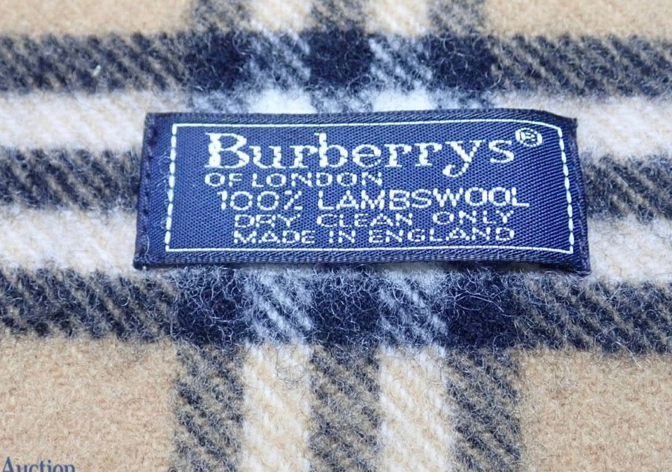 ✨ Burberry - écharpe en laine 180cm ✨