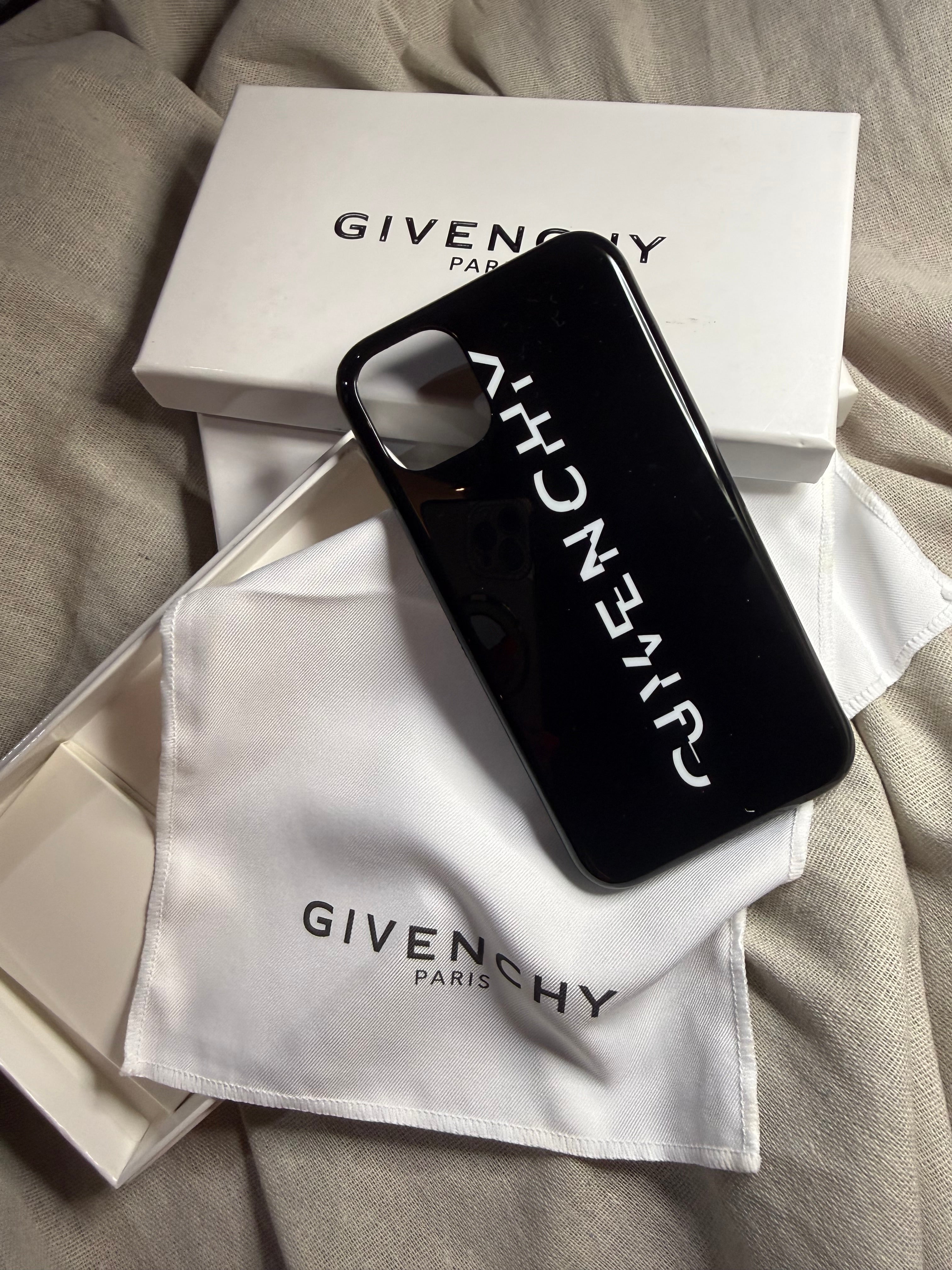 ✨ Neuve 220€ Coque iPhone 11 Givenchy Full Set ✨