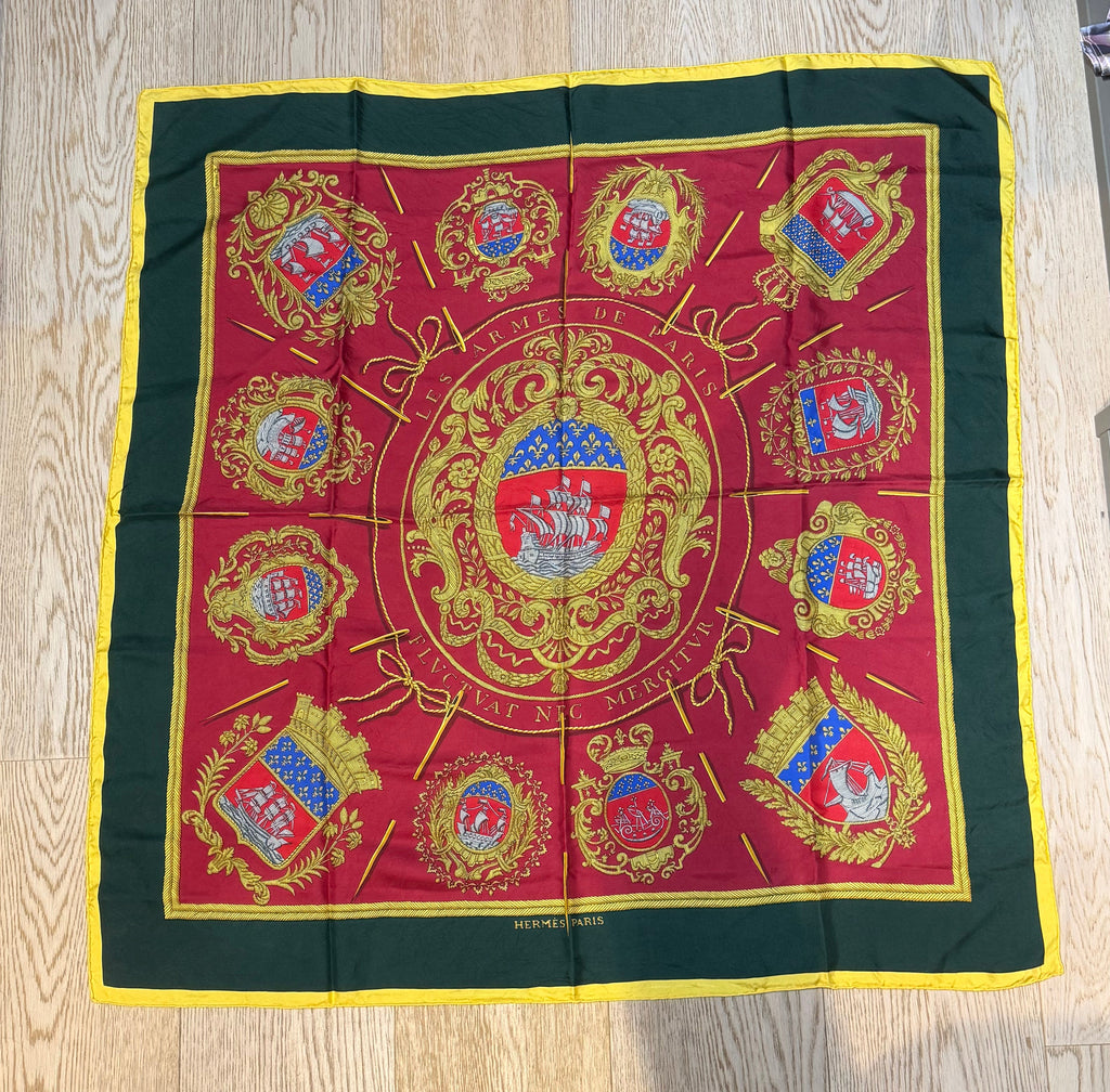 ✨ Carré de soie Hermès « Les Armes de Paris » 90cm ✨