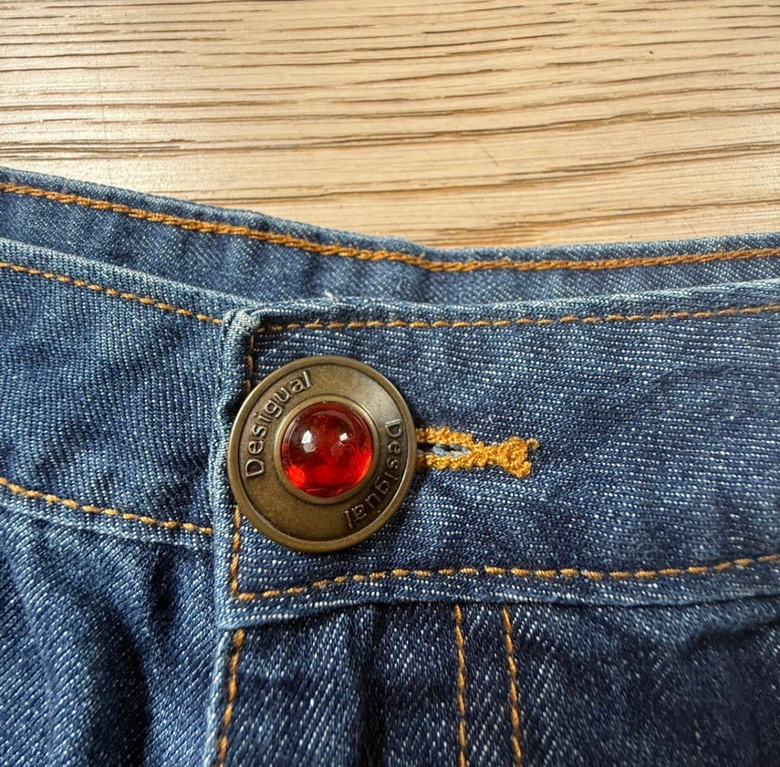 ✨ Desigual - Short en jean - Broderies & Details - T40 ok 42✨