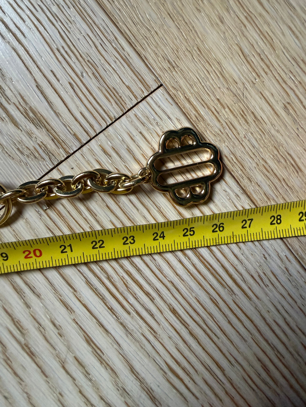 ✨ Neuf 95,00 € — Maje Paris — Bijou de sac & bracelet chaîne doré Trèfle ✨