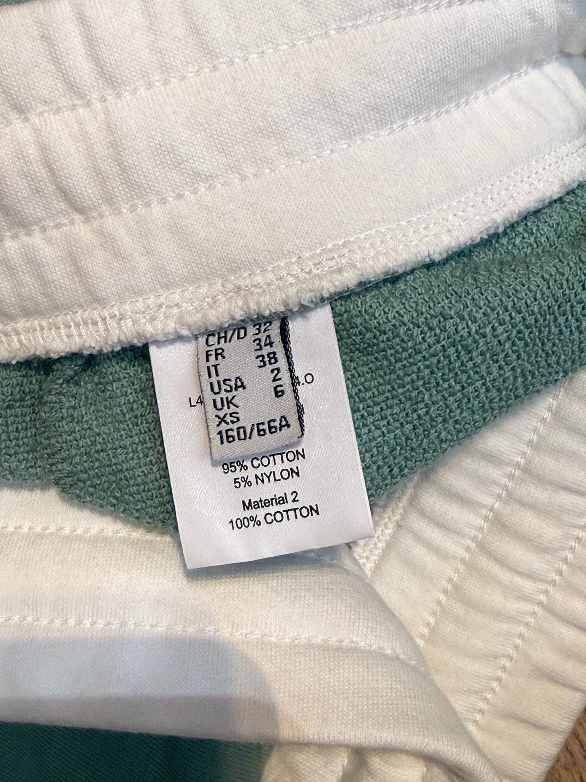 ✨ Neuf 600€ - Bally - Jogging Luxe vert sauge - Taille 34 ok 36 ✨