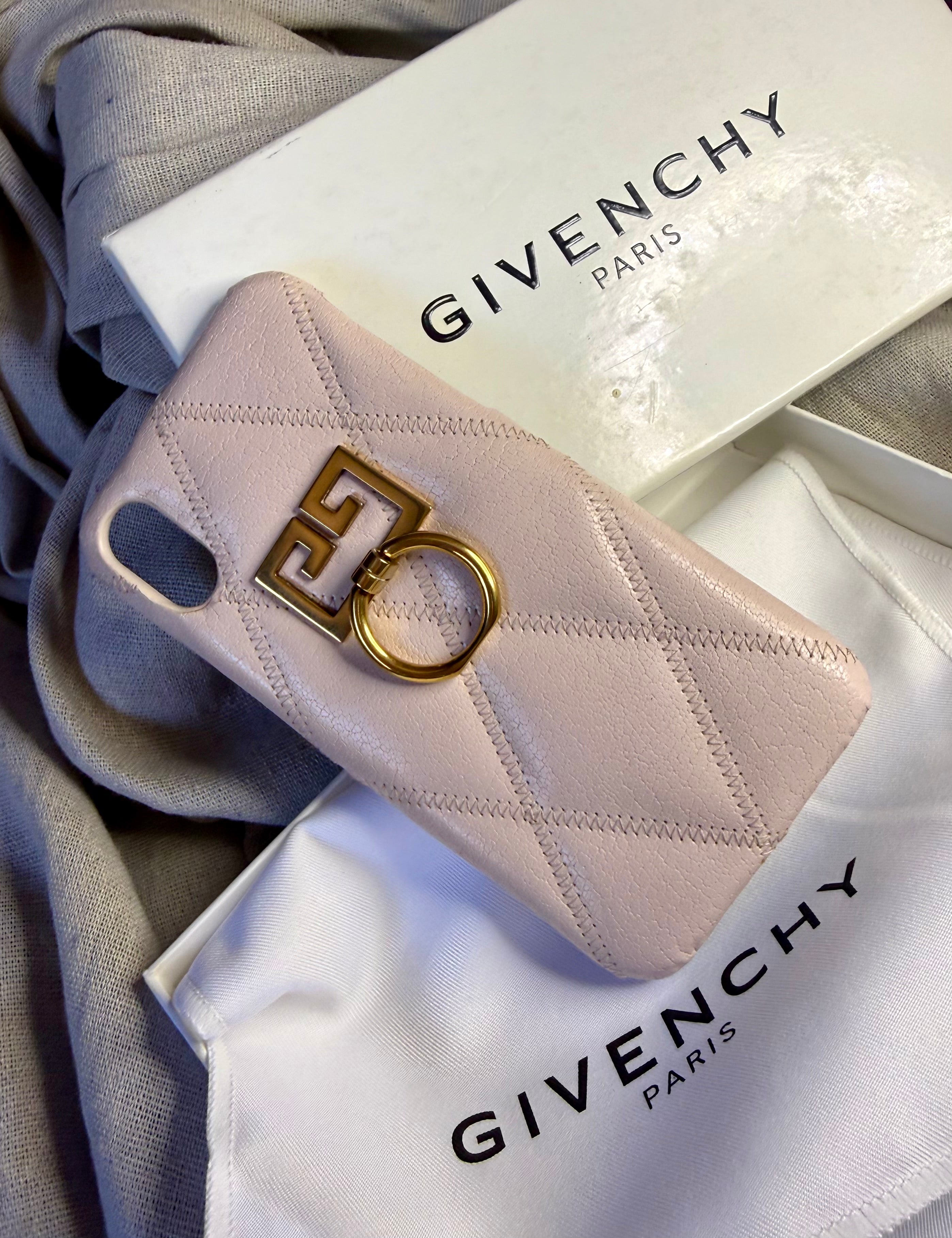 ✨ Neuve Givenchy full set 450€ coque IPhone X ou XS Rose ✨