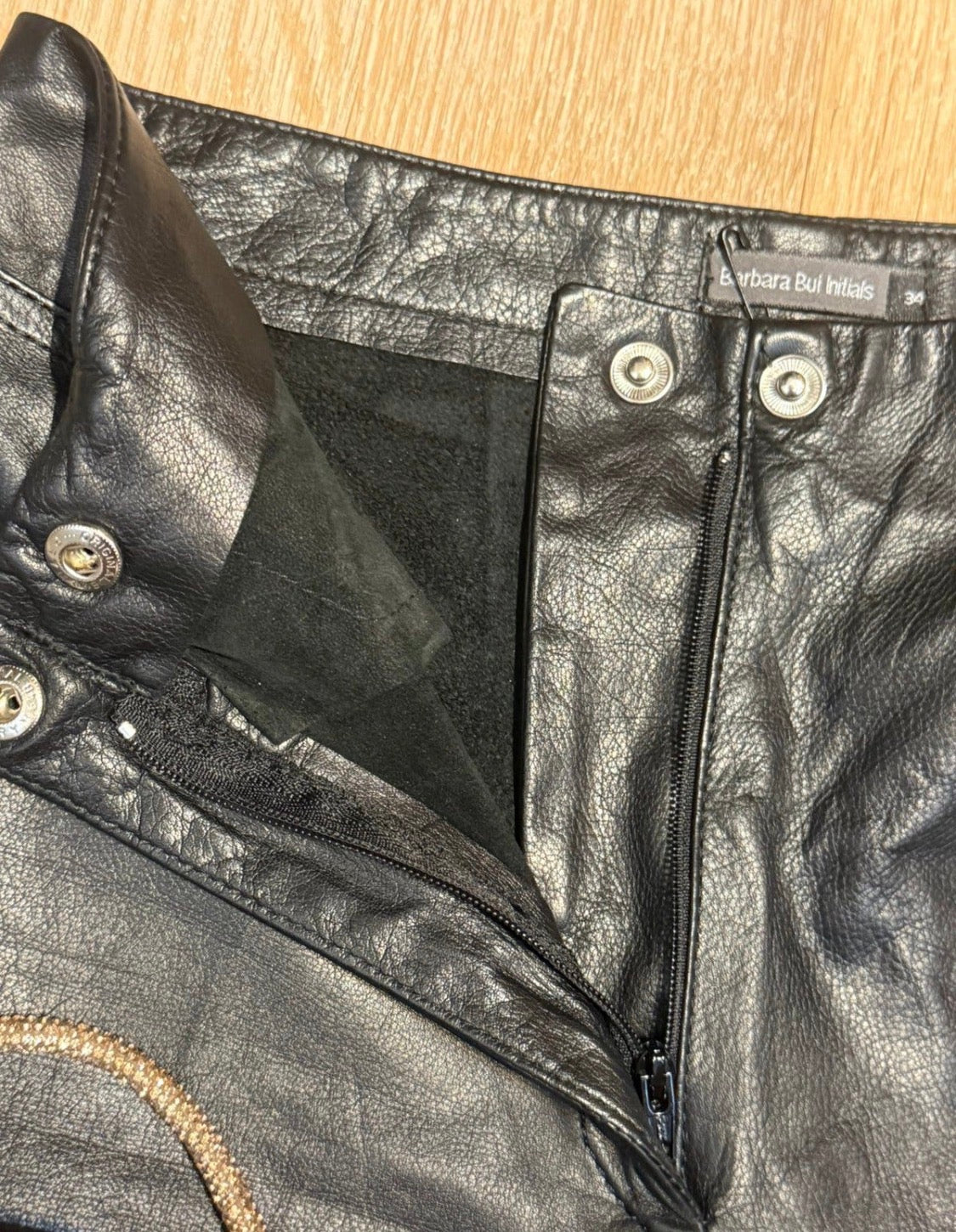 ✨ Barbara Bui - Pantalon en cuir de vachette - T34 ✨