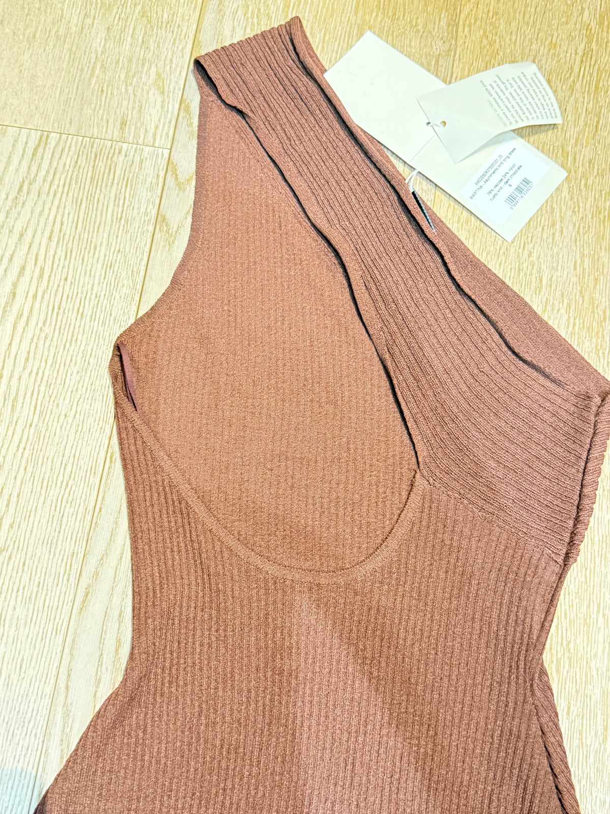 ✨ Neuve 850€! AERON robe asymétrique marron S ok M ✨