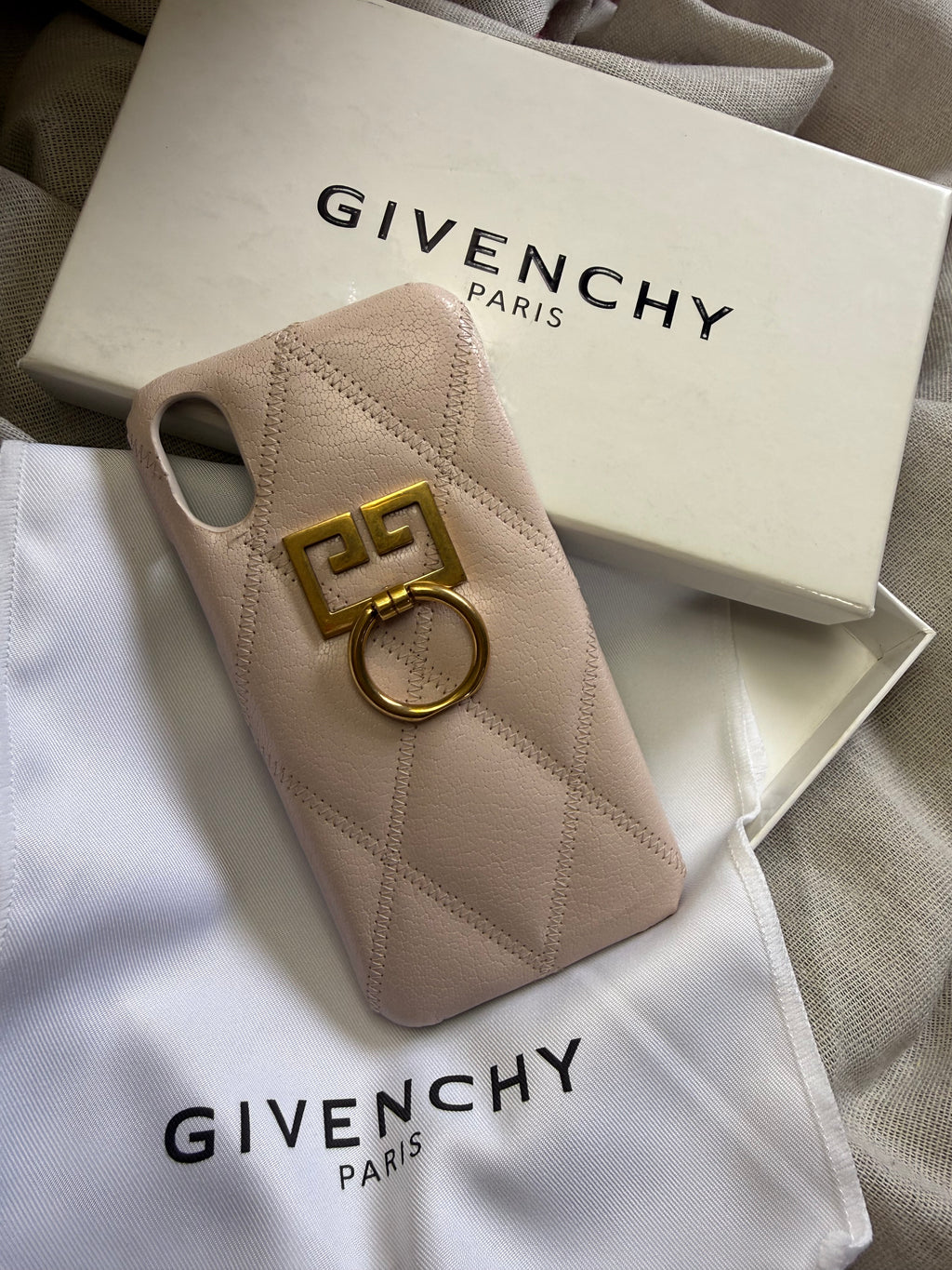 ✨ Neuve Givenchy full set 450€ coque IPhone X ou XS Rose ✨