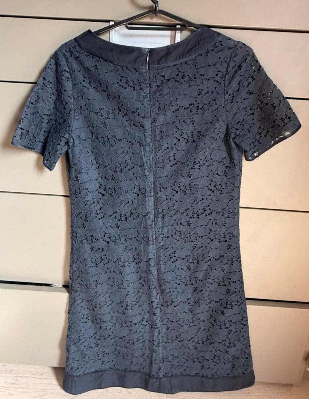 ✨ Massimo Dutti - Robe Dentelle droite noire - T36/38 ✨