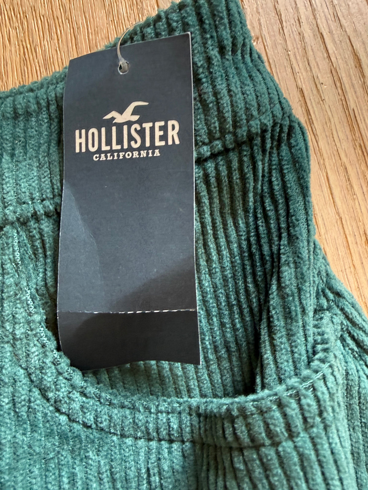 ✨ Neuve 45€ Hollister mini jupe en velours 36 S ✨