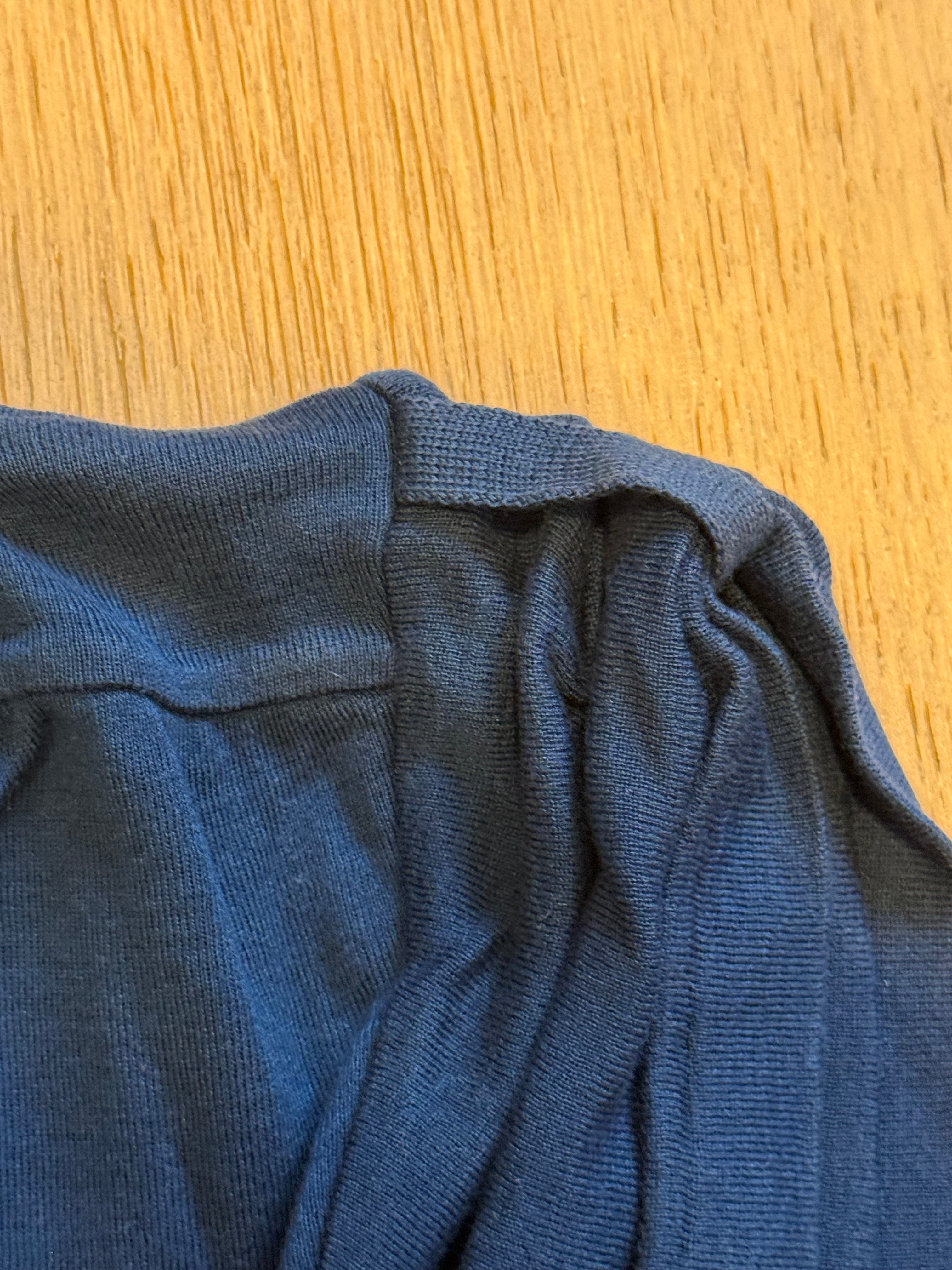 ✨ T-shirt col tunisien Vanessa Bruno – Bleu Marine – Taille 2 (38) ✨
