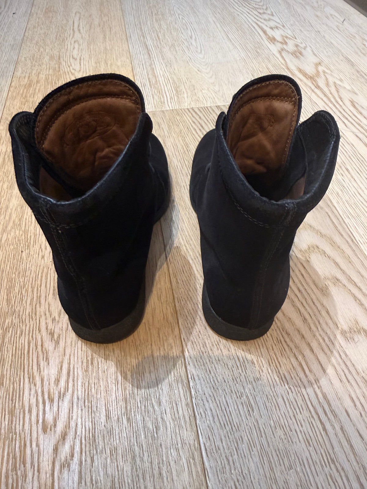 ✨ TOD’S - Bottines en daim - Très bon état - T35 ✨