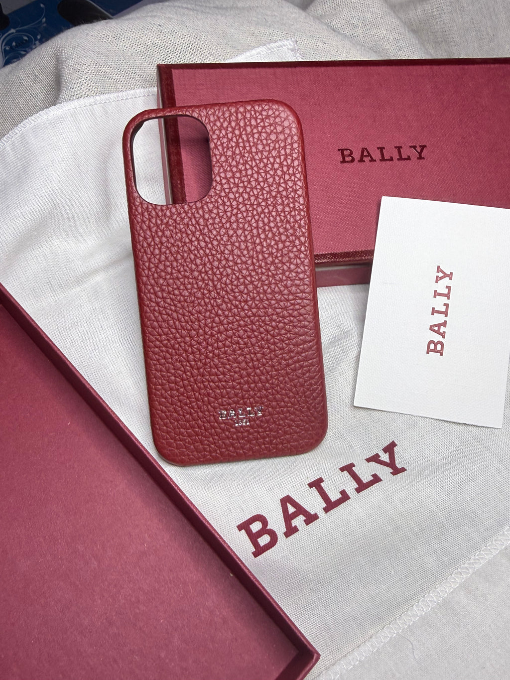 ✨ Neuve 150€ full set coque iPhone BALLY cuir ✨