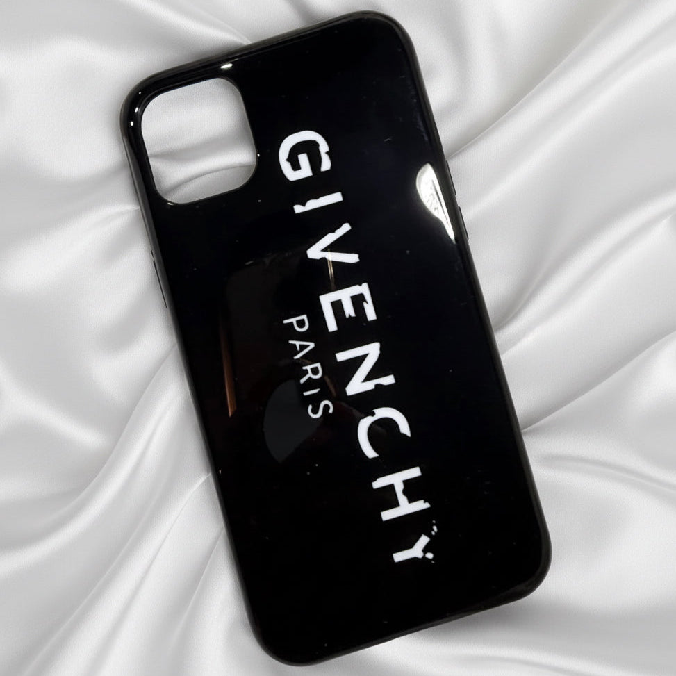✨ Coque Givenchy iPhone 11 ✨