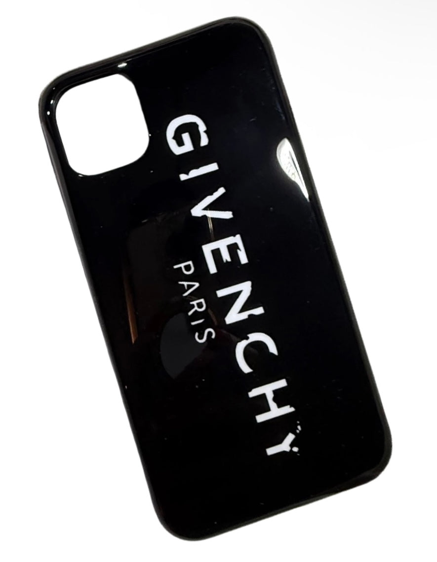 ✨ Coque Givenchy iPhone 11 ✨