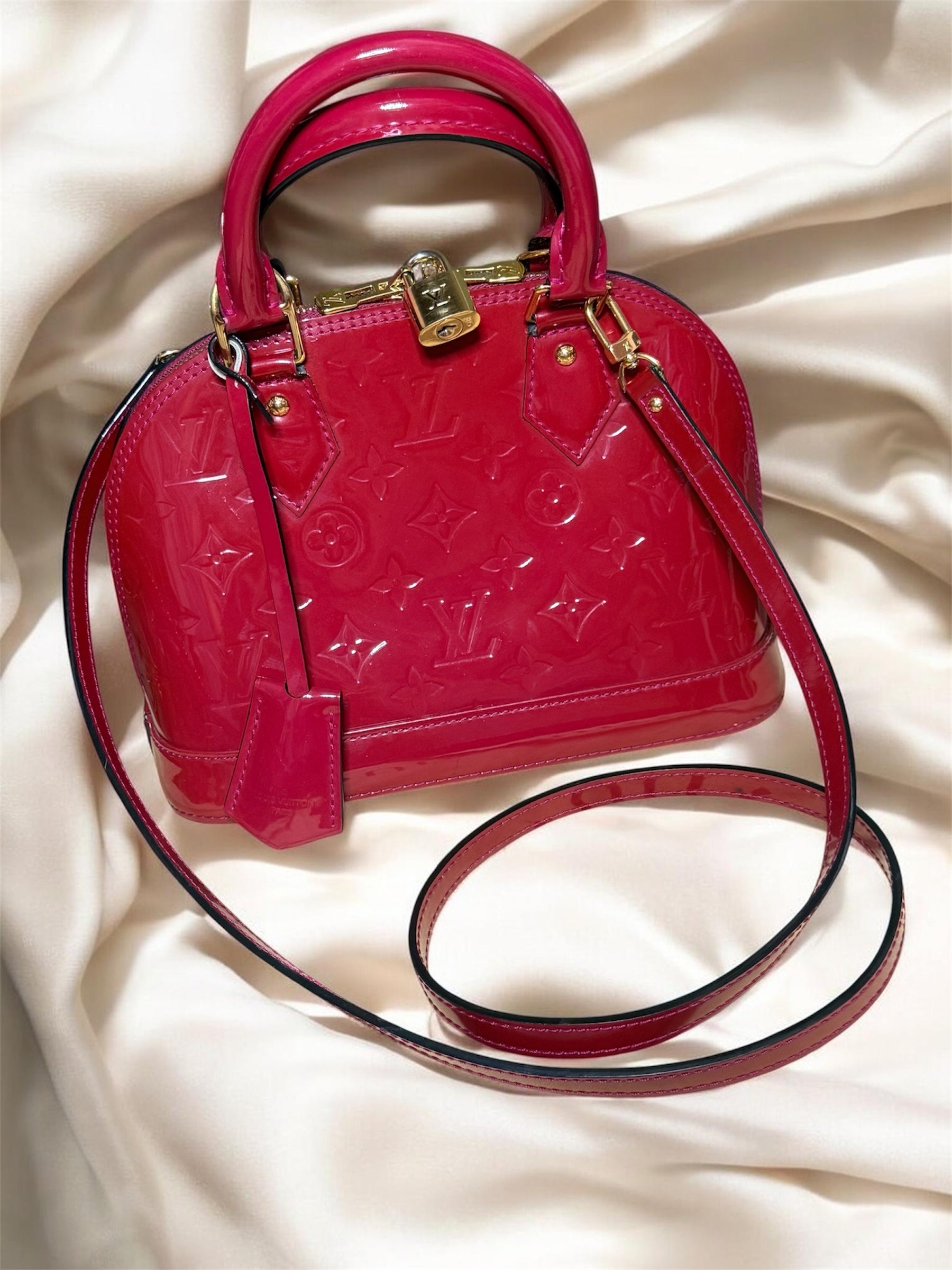 ✨ Sac Louis Vuitton Alma BB Monogram Vernis Rouge + Certificat ENTRUPY ✨